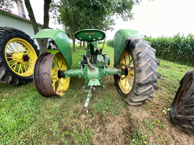 #6677-•-1939-john-deere-parts-tractor-image-4