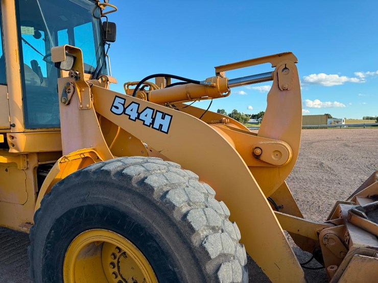 deere-544h-image-35