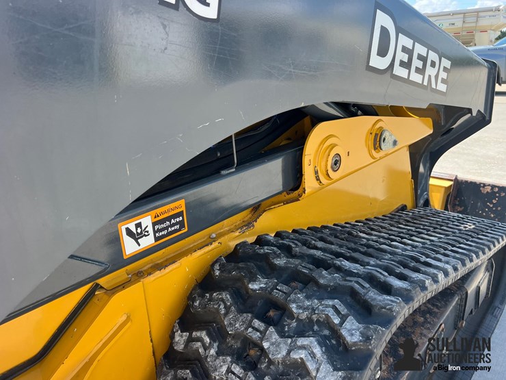 2018-deere-331g-image-15
