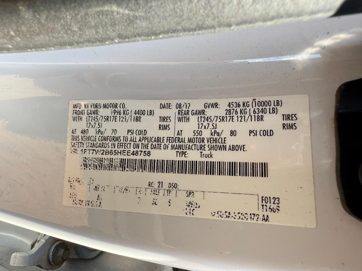 2017-ford-f250-xl-image-63