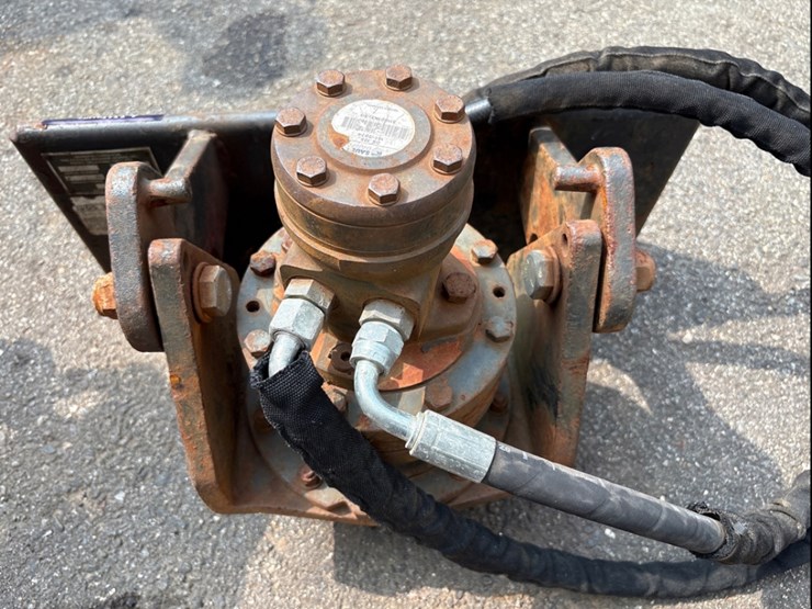 ditchwitch-sk5pal-auger-mount-image-5