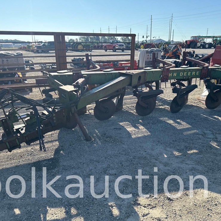 JOHN DEERE 2600