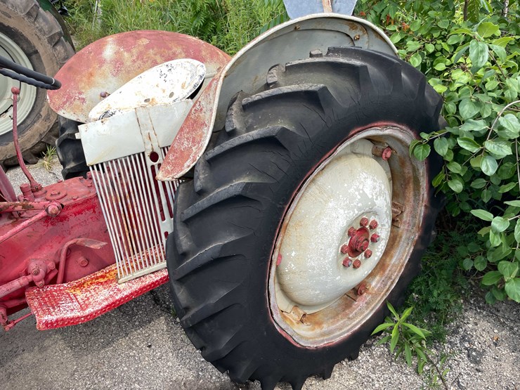 ford-8n-image-11