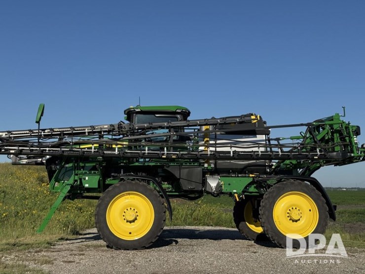 2023-john-deere-412r-image-6