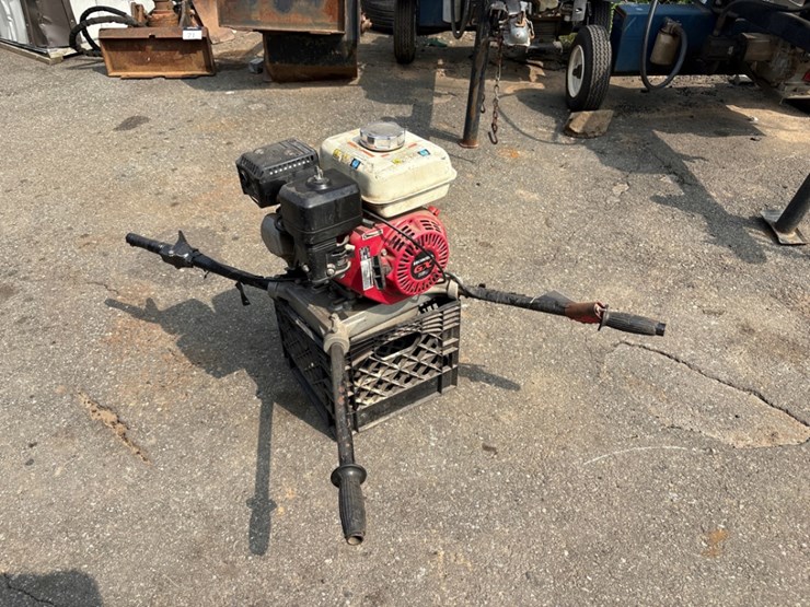 ground-hog-earth-drill-image-1