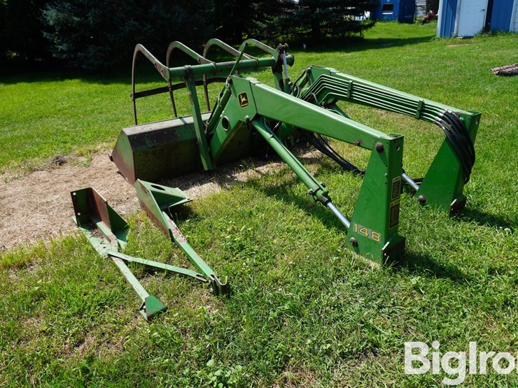 john-deere-148-image-7