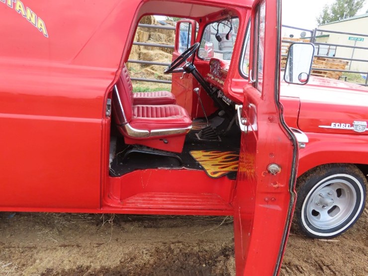 1957-ford-panel-truck-image-20