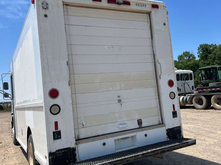 2000-freightliner-s/a-box-truck-image-3