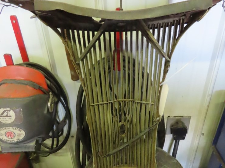 1941-ford-grill-used-image-4