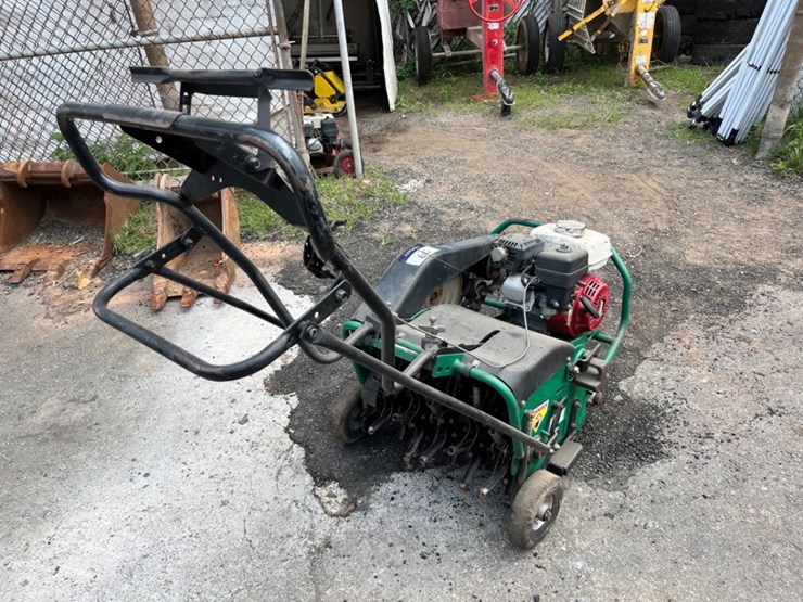 ryan-18"-walk-behind-aerator-image-1