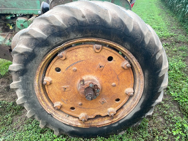 #6679-•-1953---1955-john-deere-tractor-image-15