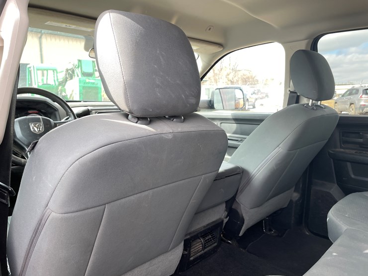 2017-dodge-ram-2500-image-32