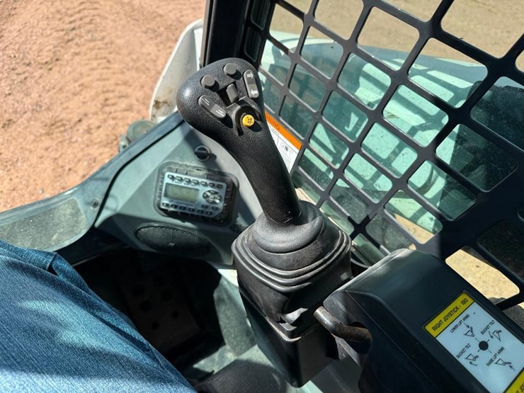 2018-bobcat-s770-image-31