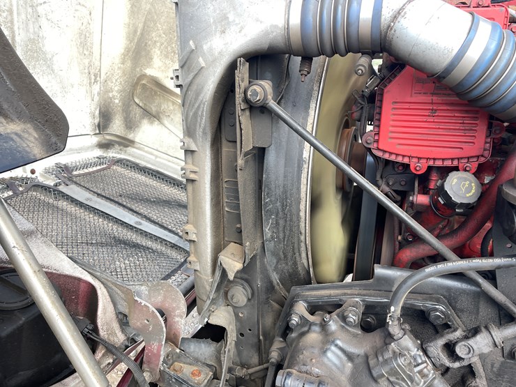 2012-kenworth-t660-image-31