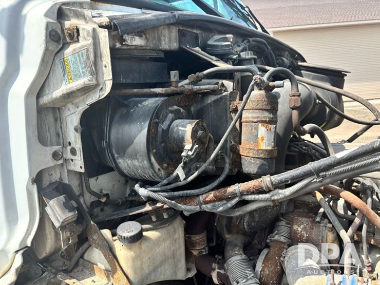 2005-sterling-dry-tender-truck-(gp11242,-unit-111565)-image-77