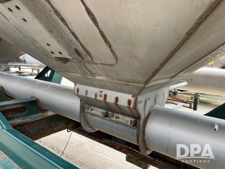 2015-b-b-dry-tender-trailer-(jn2633)-image-32