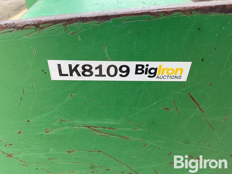 john-deere-8-image-19