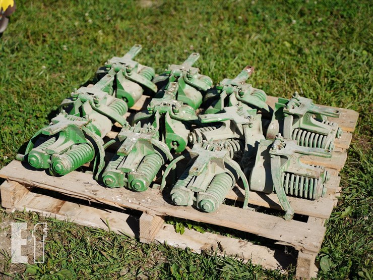 john-deere-11-image-2