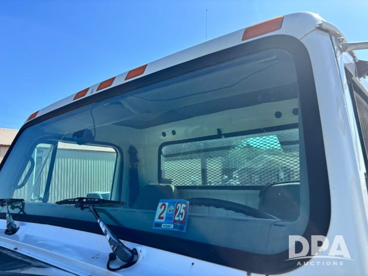 1999-ihc-8100-flatbed-truck-(gp11125,-unit-17355)-image-49