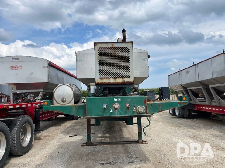 2015-b-b-dry-tender-trailer-(jn2633)-image-3