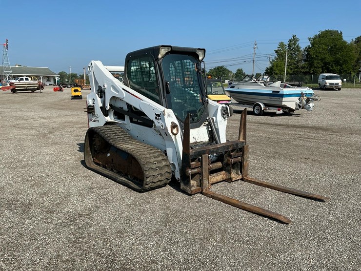 2015-bobcat-t770-image-7
