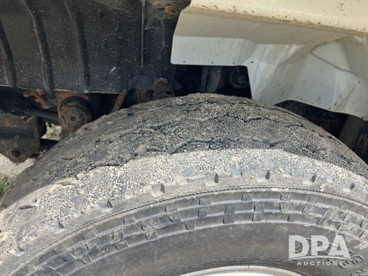 2010-ihc-prostar-7500-lp-truck-(jn2563,-unit-2204)-image-25