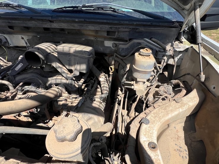 2010-ford-f150-image-28