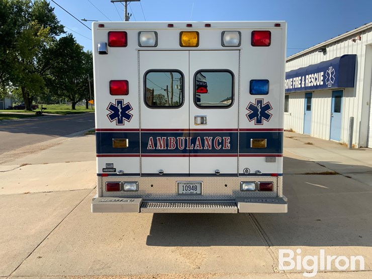 2003-ford-e450-image-6
