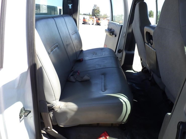2005-ford-f350-image-23