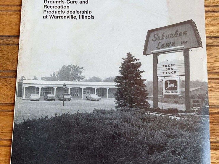 (2)-john-deere-grounds-care-+-recreation-dealership-literature-image-5