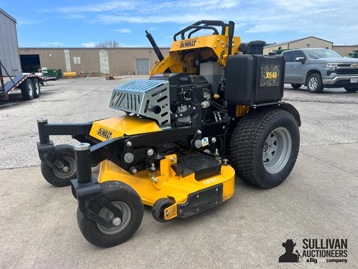 dewalt-x548-stand-behind-mower-image-1