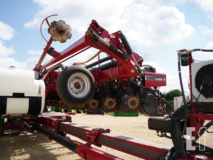2004-case-ih-1200-image-14