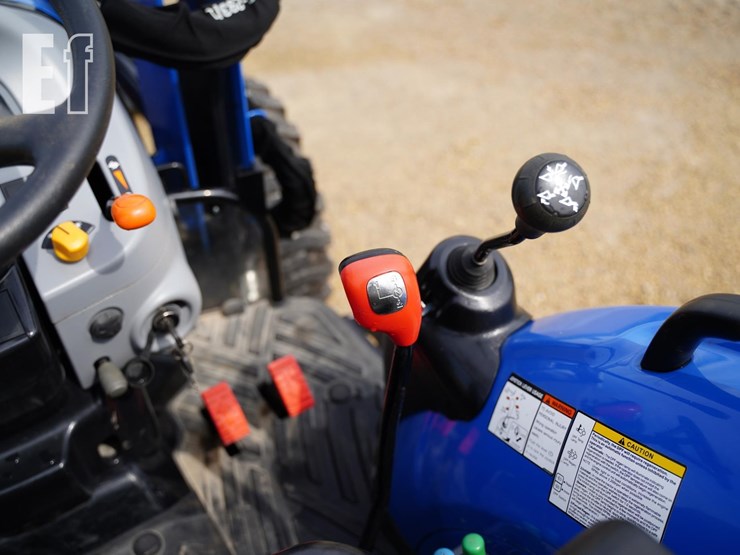 2022-new-holland-boomer-50-image-31