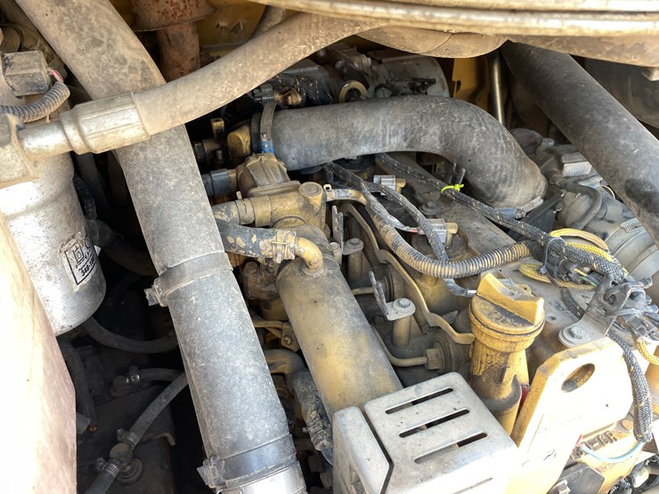 caterpillar-236-image-10