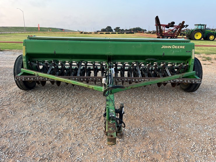 john-deere-450-image-3