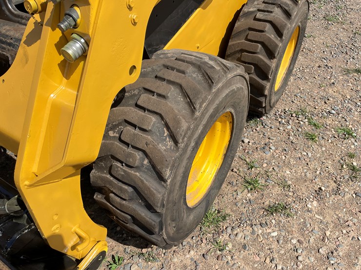 caterpillar-236-image-6