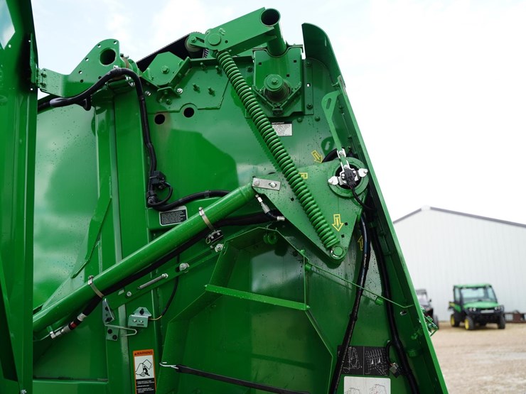 2023-john-deere-450m-image-18