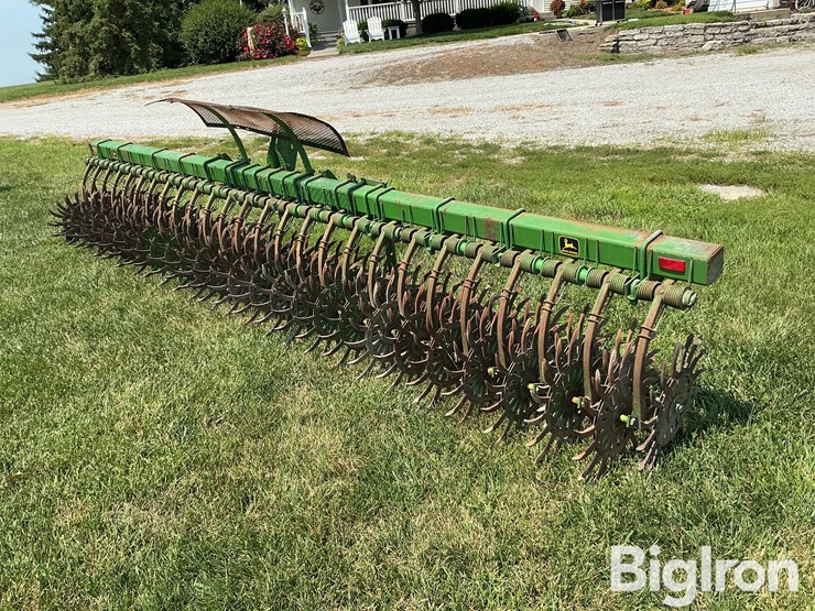john-deere-400-image-5