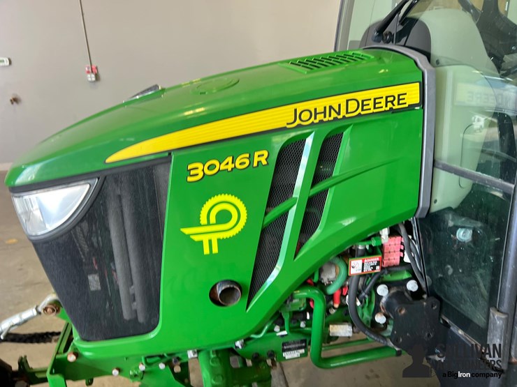2021-john-deere-3046r-image-11