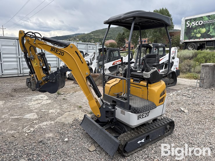 2025-ir-ire20-mini-excavator-image-1