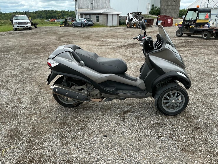 #2351-•-2009-vespa-lx-150-scooter*-image-6
