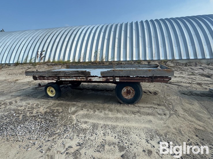 17'-flatbed-wagon-image-8