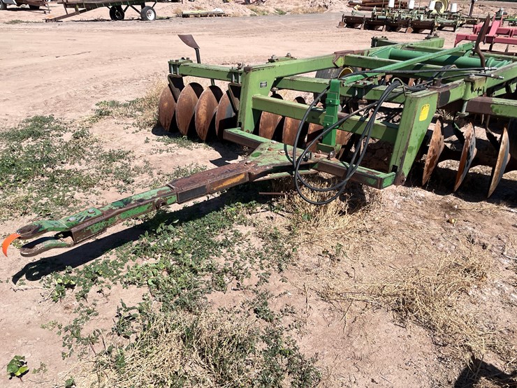 john-deere-425-image-33