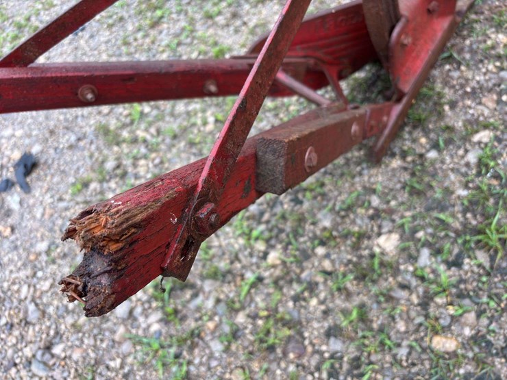 oliver-9”-horse-drawn-plow-image-18