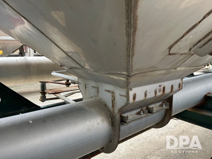 2015-b-b-dry-tender-trailer-(jn2633)-image-33