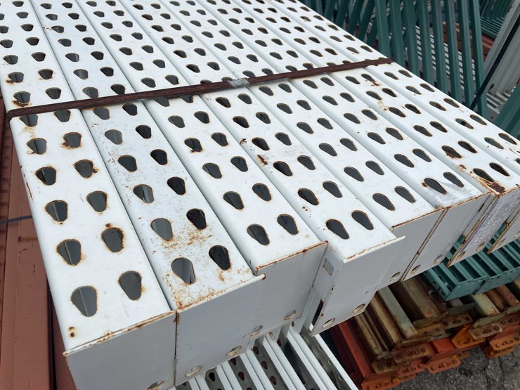 #8031-•-teardrop-pallet-racking-(o10)-image-2