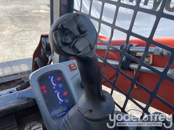 2020-kubota-svl65-2-image-30