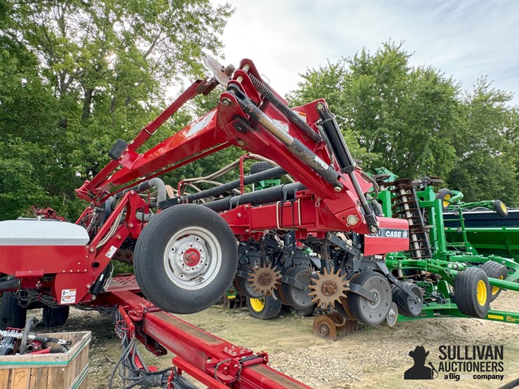 case-ih-1200-image-6