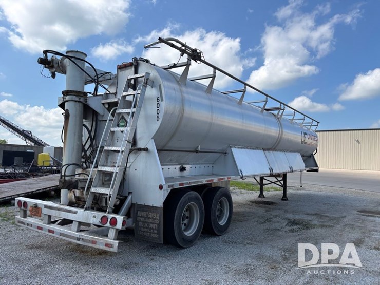 2011-midwest-feed-trailer-(dr11876-unit-6005)-image-8