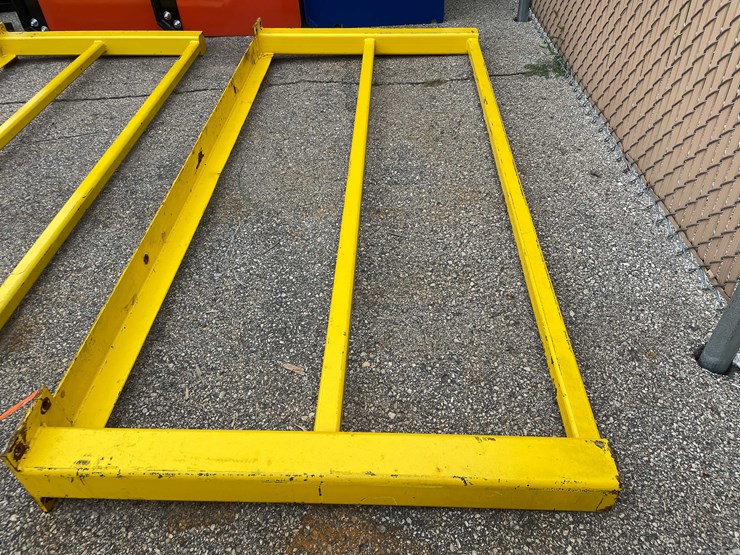 #8046-•-heavy-duty-safety-guardrail-(o9)-image-1